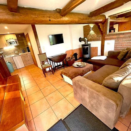 Altes Landhaus Oste, Klavier Appartement, 2 Zimmer Mit Kamin Hemmoor Ngoại thất bức ảnh